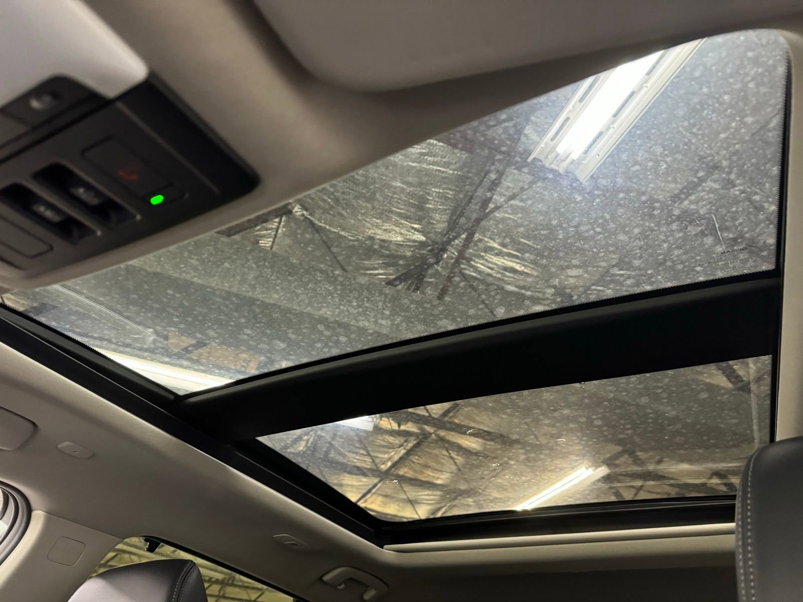 Used 2024 Nissan Rogue Platinum w/ Platinum Premium Package image 11