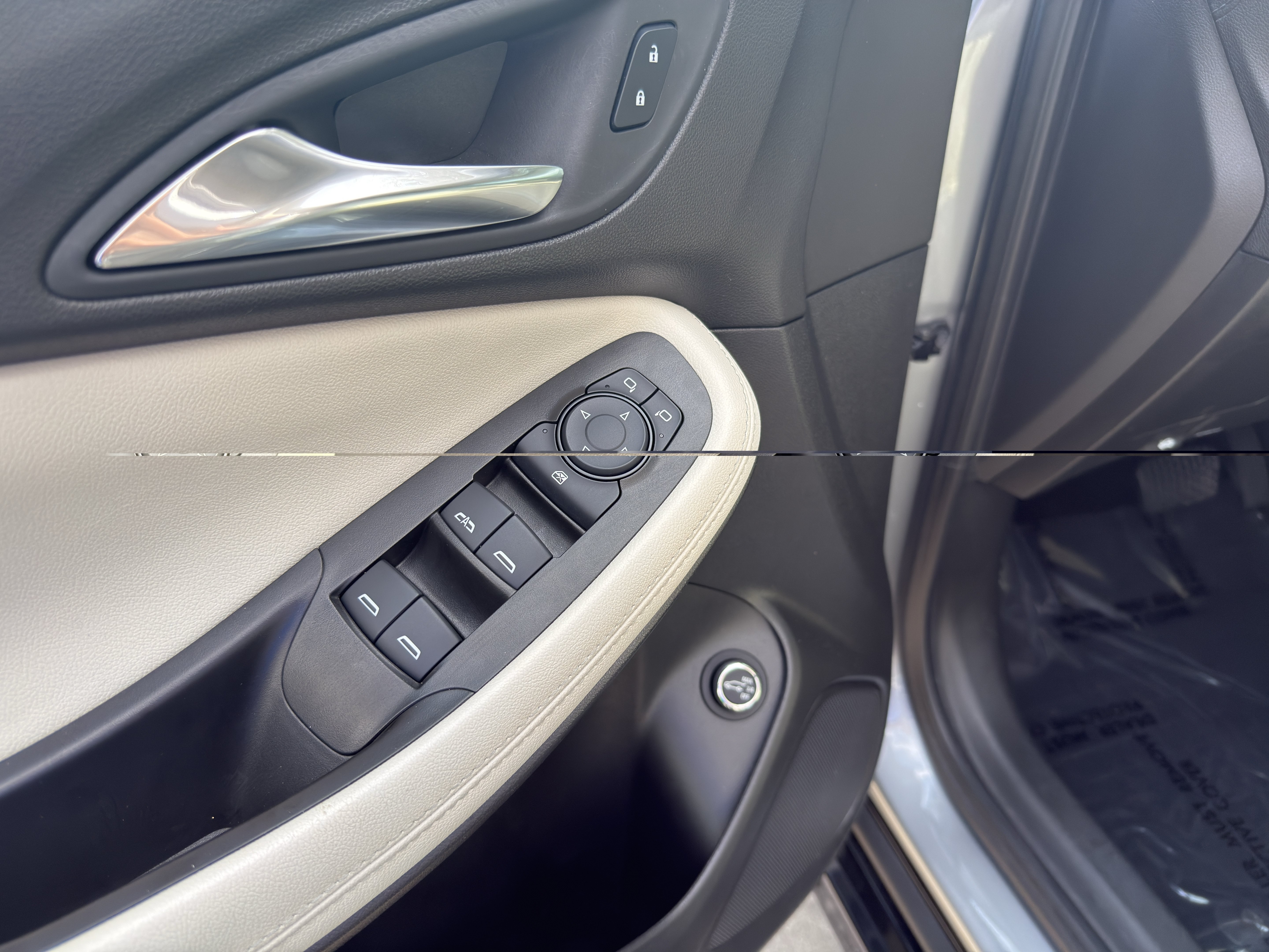 Used 2024 Buick Encore GX Sport Touring w/ Comfort Package AWD/4WD image 16