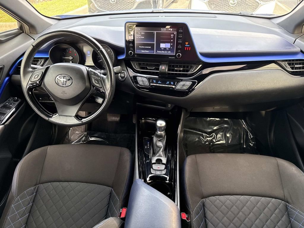 Used 2020 Toyota C-HR XLE image 20