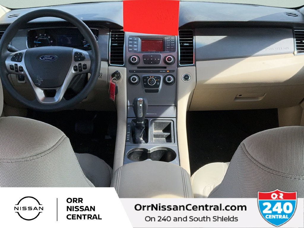 Used 2017 Ford Taurus SE FWD image 15
