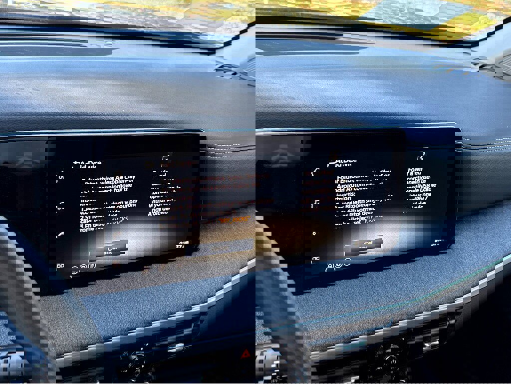 New 2026 Nissan Kicks SV w/ SV Premium Package image 5