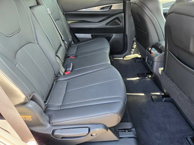 Certified 2026 INFINITI QX60 Pure w/ Cargo Package AWD/4WD image 17
