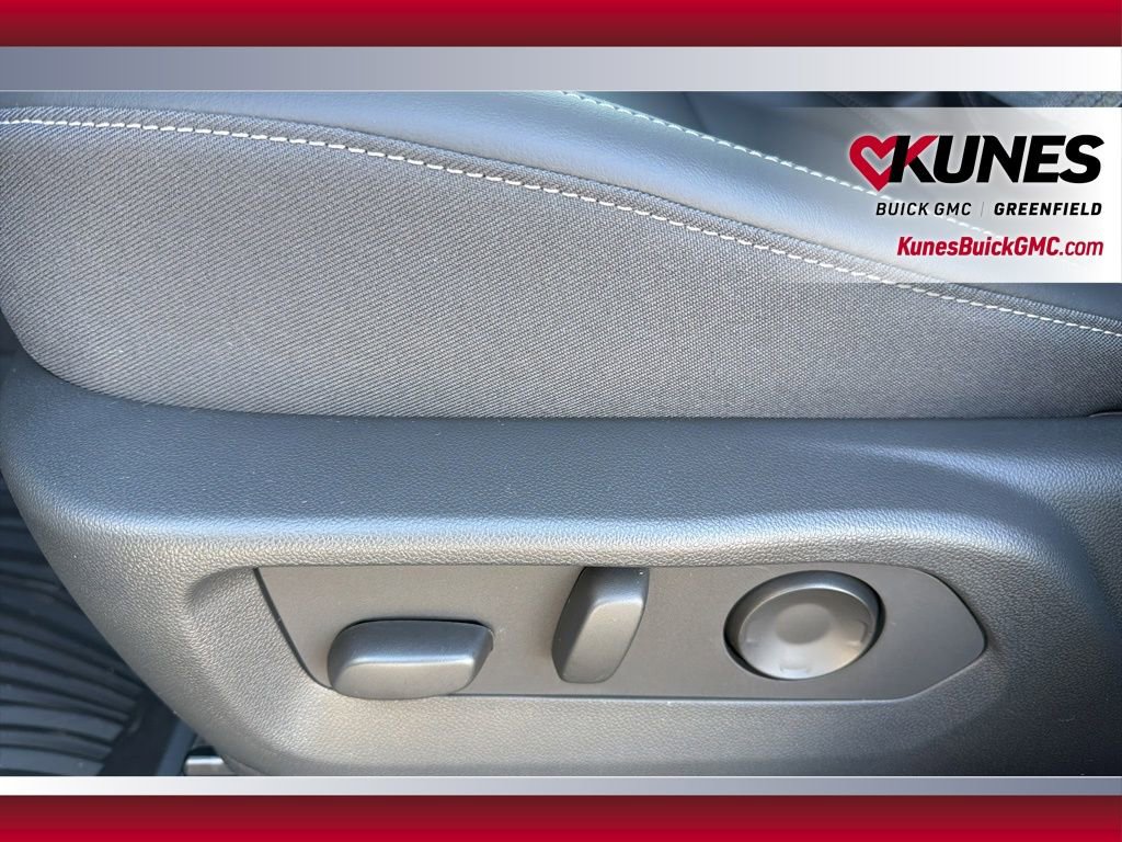 New 2026 Buick Envision Preferred image 18