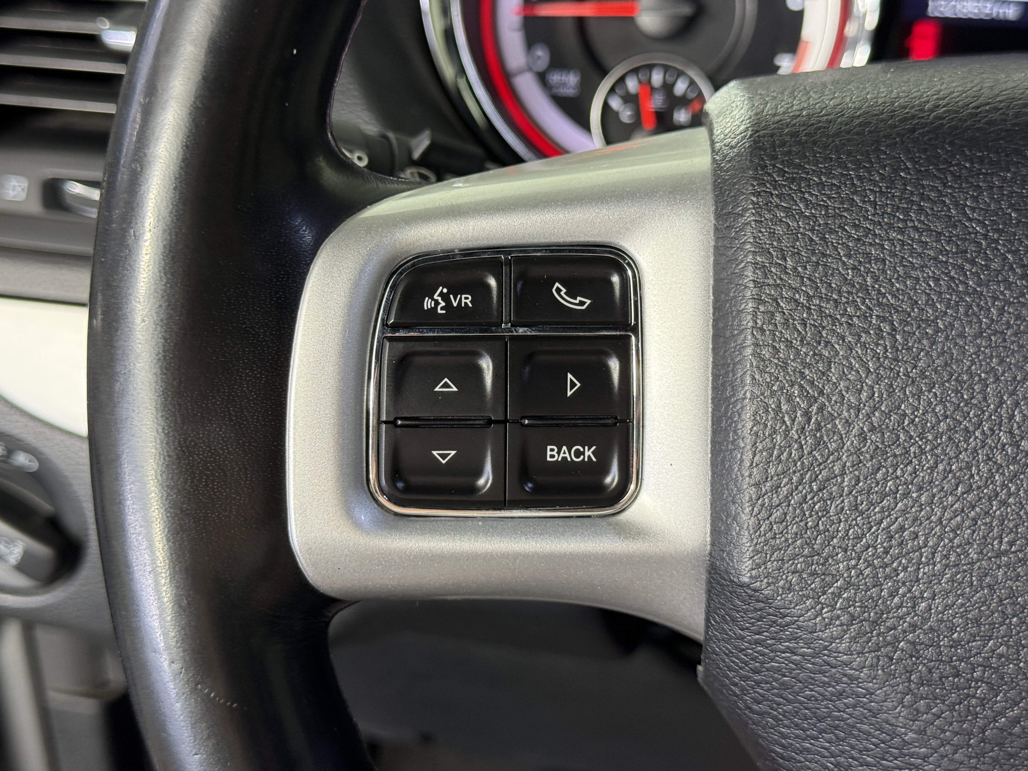 Used 2020 Dodge Grand Caravan GT image 24