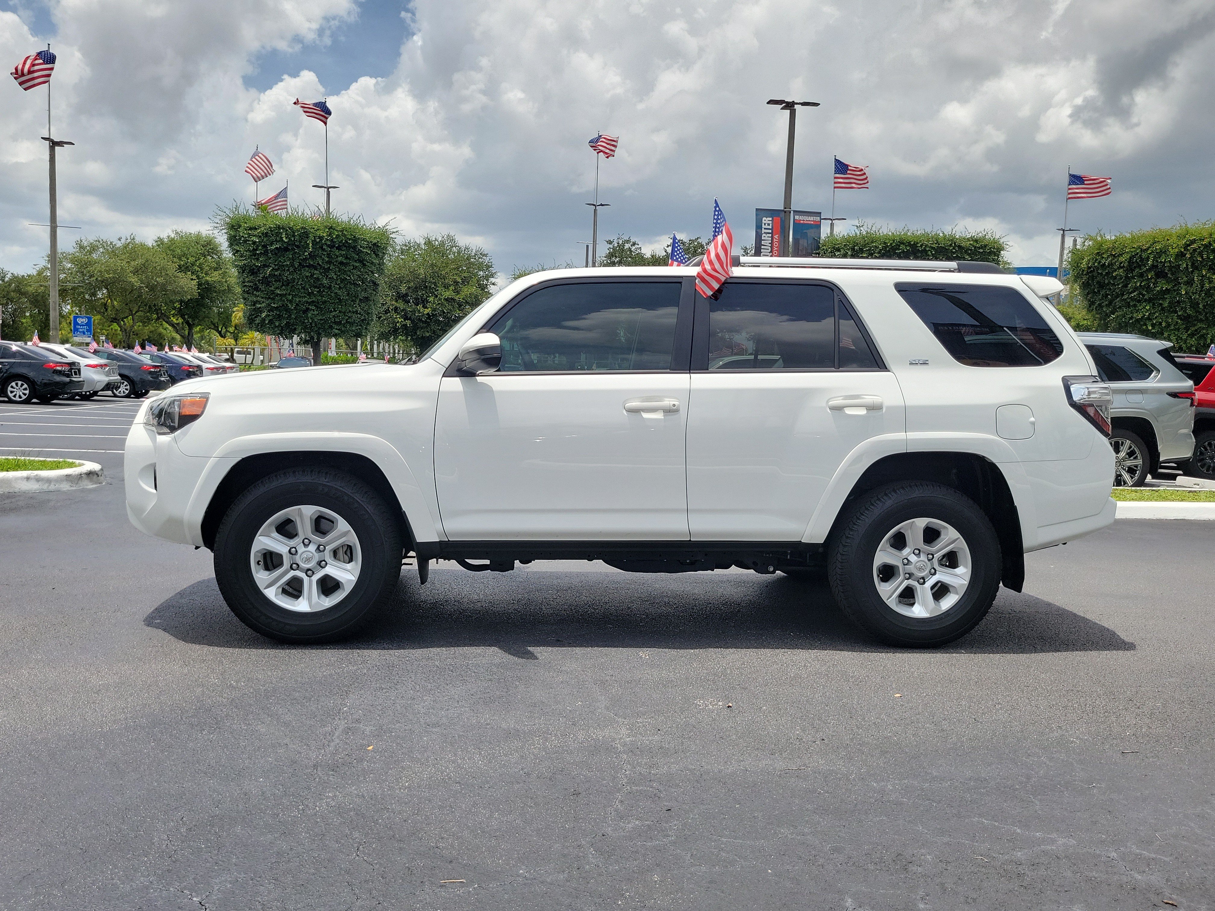Used 2024 Toyota 4Runner SR5 RWD image 7