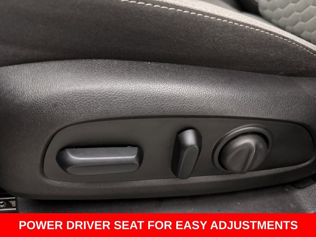 Used 2019 Chevrolet Equinox LT image 4