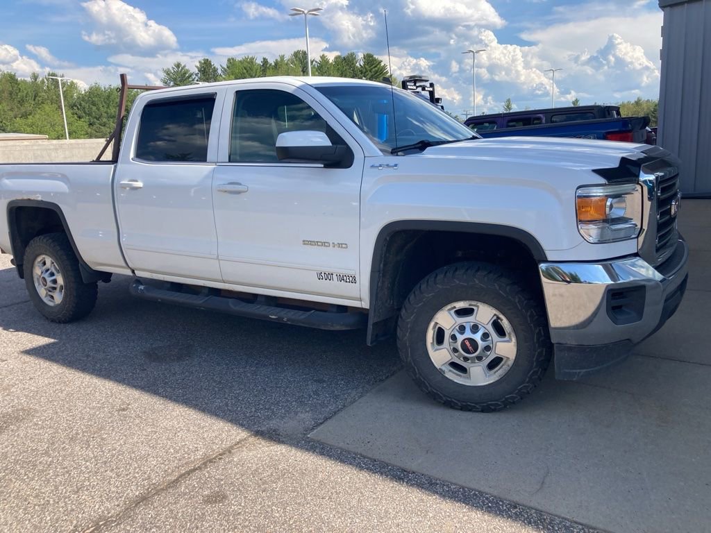 Used 2015 GMC Sierra 2500 SLE AWD/4WD image 2