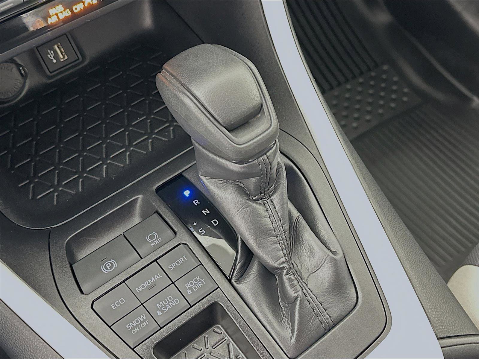 Certified 2024 Toyota RAV4 XLE image 17