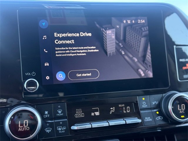 Used 2024 Toyota Highlander XLE image 13