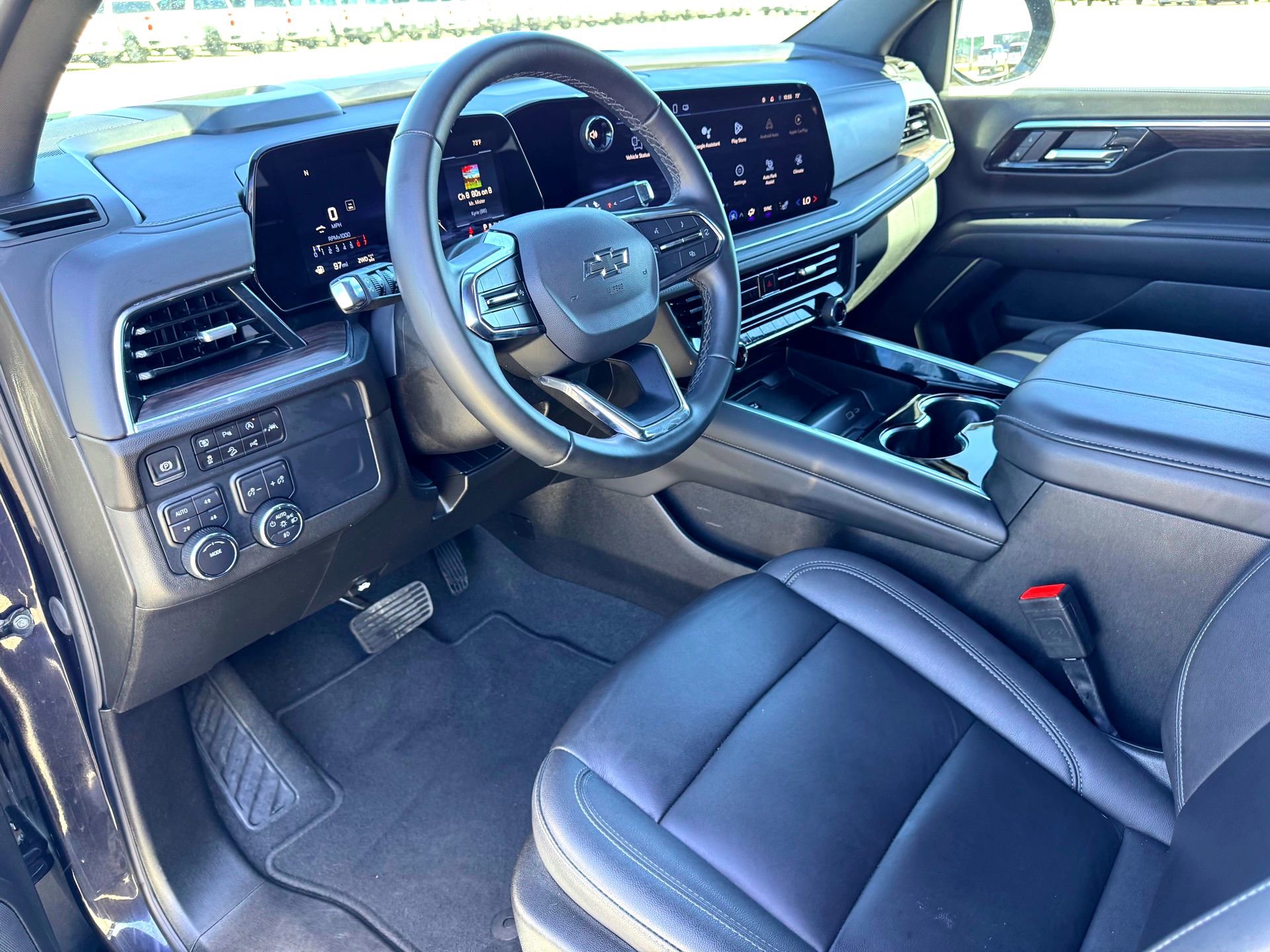 Used 2025 Chevrolet Tahoe Z71 image 13