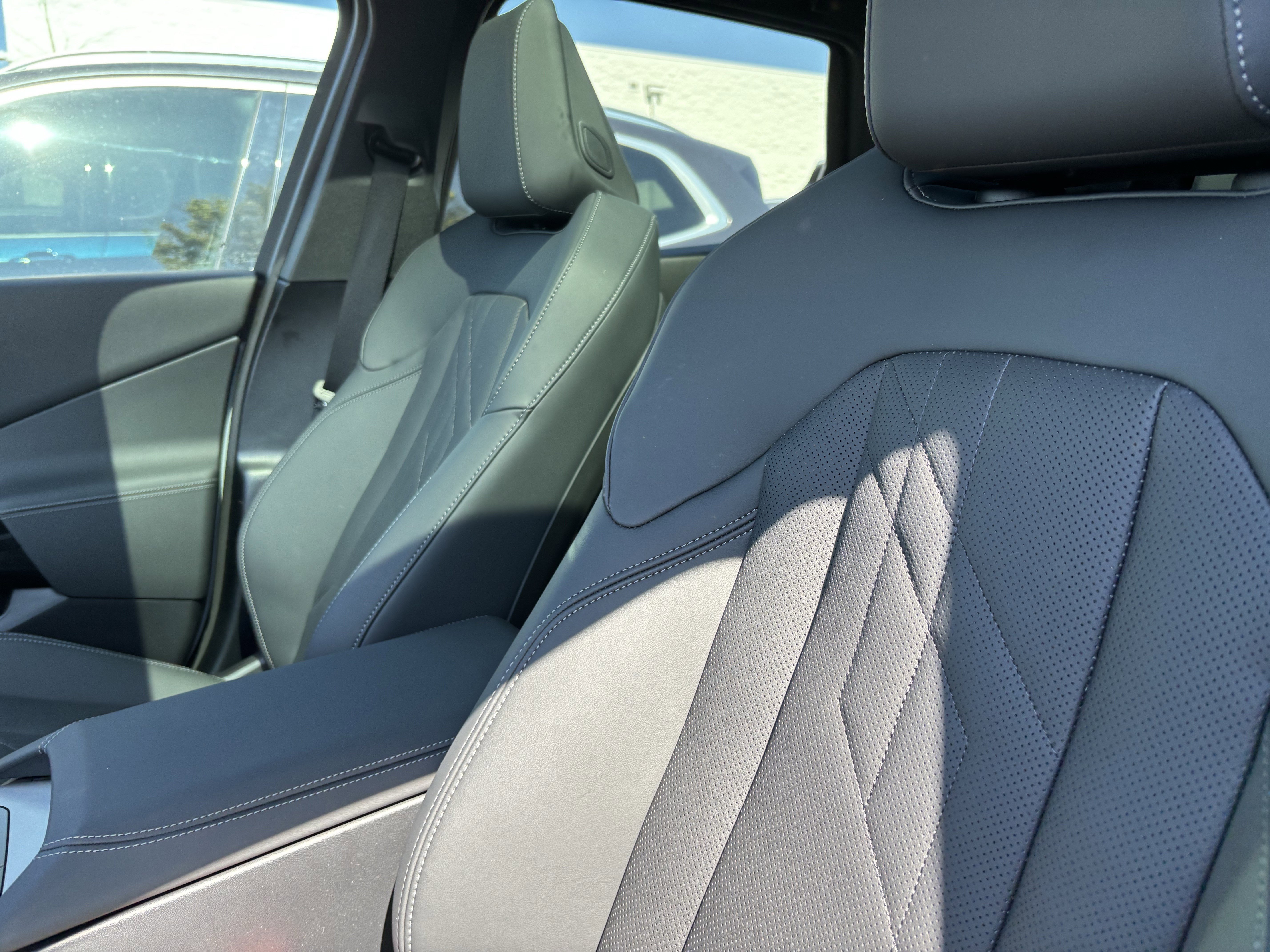 Used 2026 BMW X3 xDrive30 w/ Premium Package image 16