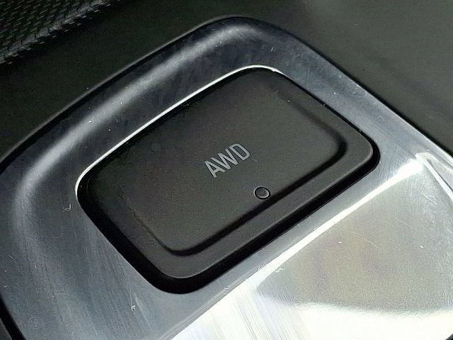 Used 2024 Chevrolet Equinox LT AWD/4WD image 31