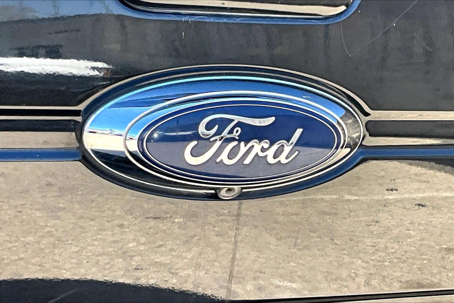 Used 2014 Ford F150 FX4 w/ Equipment Group 402A Luxury image 30