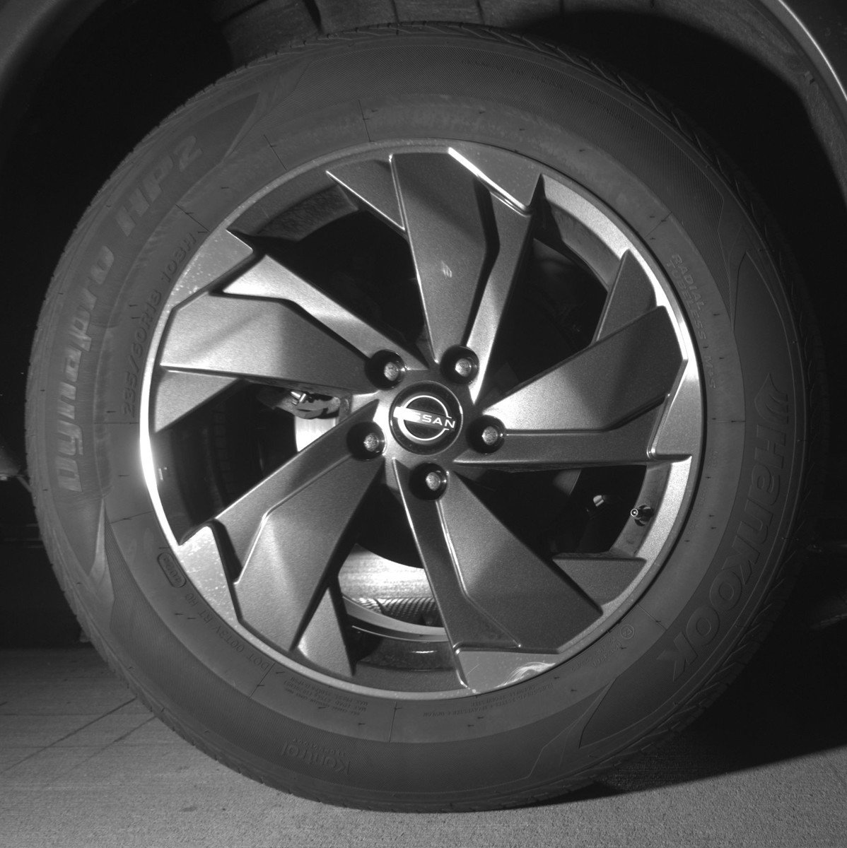 Used 2025 Nissan Rogue SV AWD/4WD image 15