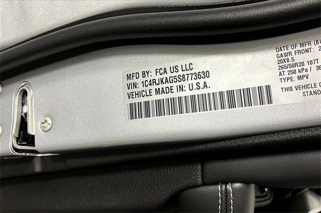 New 2025 Jeep Grand Cherokee L Altitude image 14