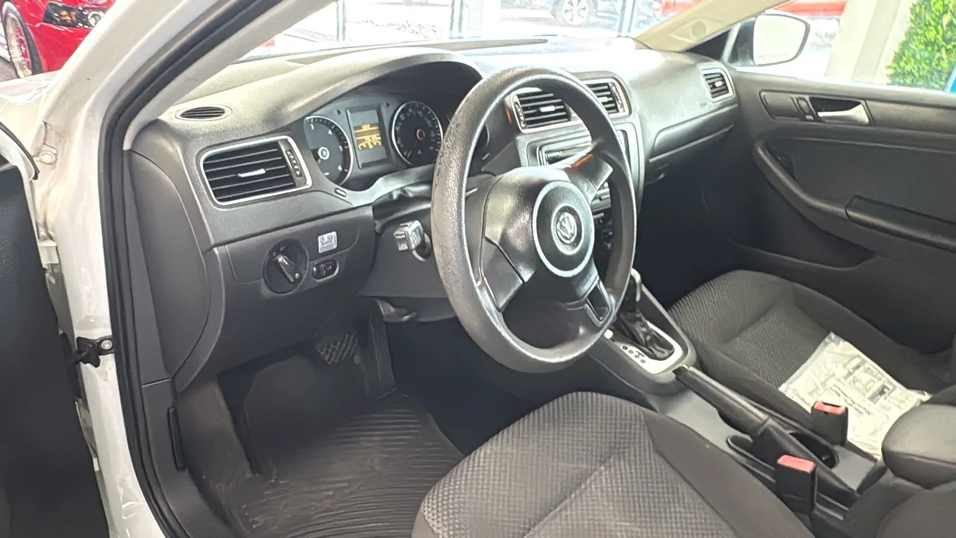 Used 2014 Volkswagen Jetta TDI Value Edition FWD image 12