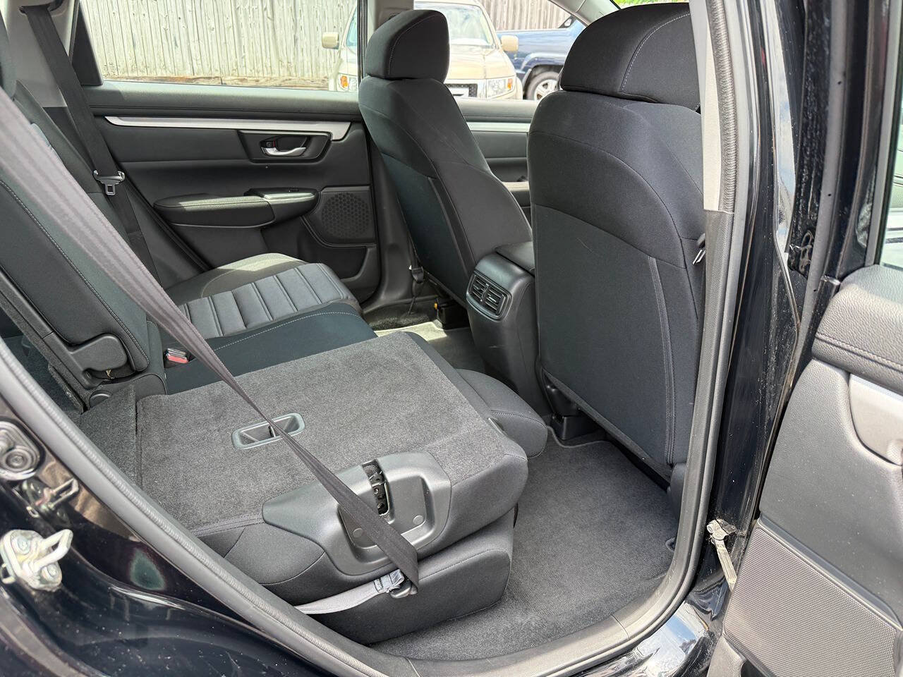 Used 2018 Honda CR-V LX image 29