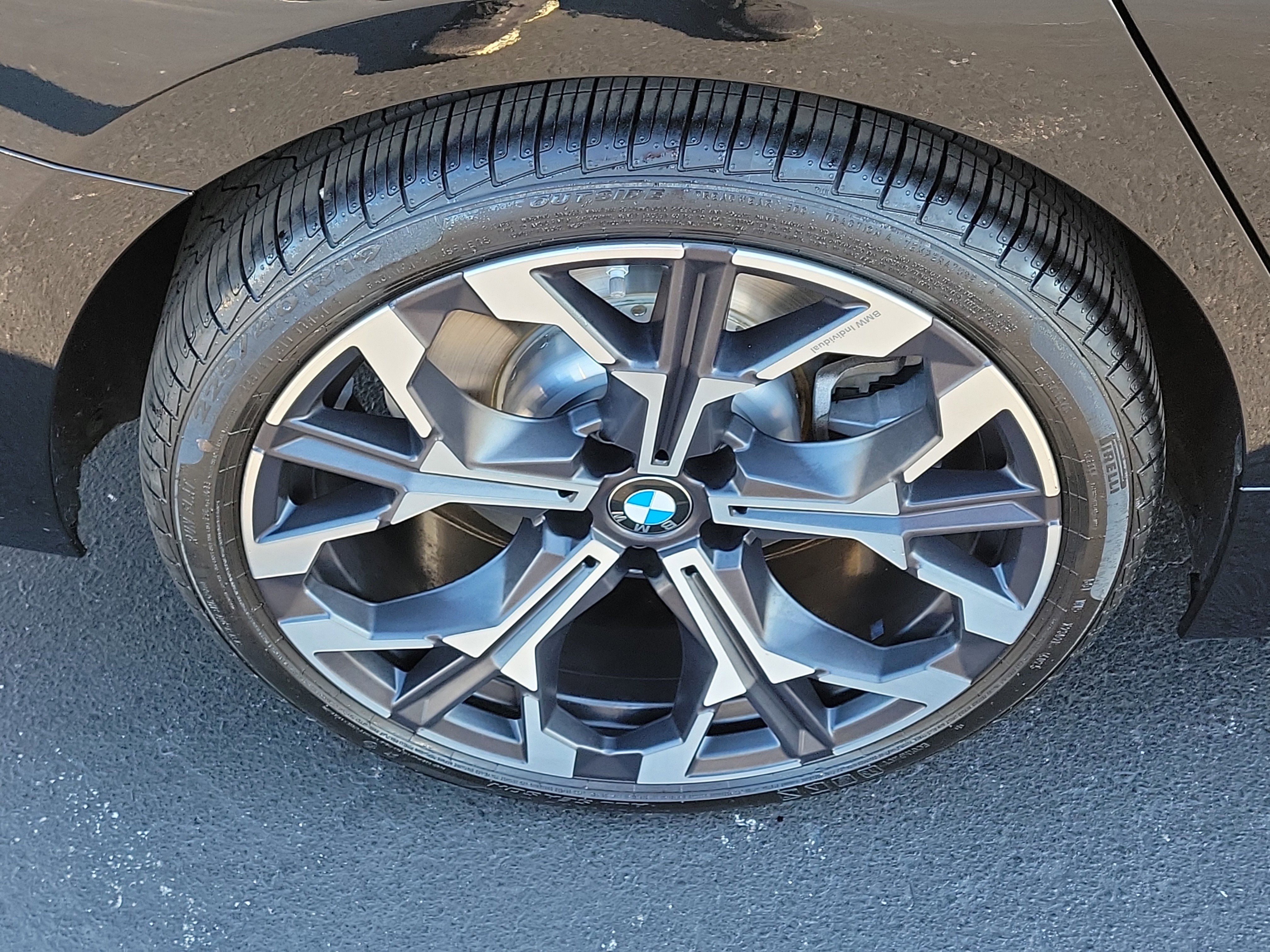 Used 2026 BMW 330i Sedan image 6