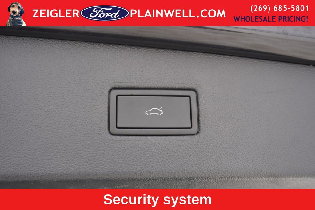 Used 2024 Volkswagen Tiguan SE image 11