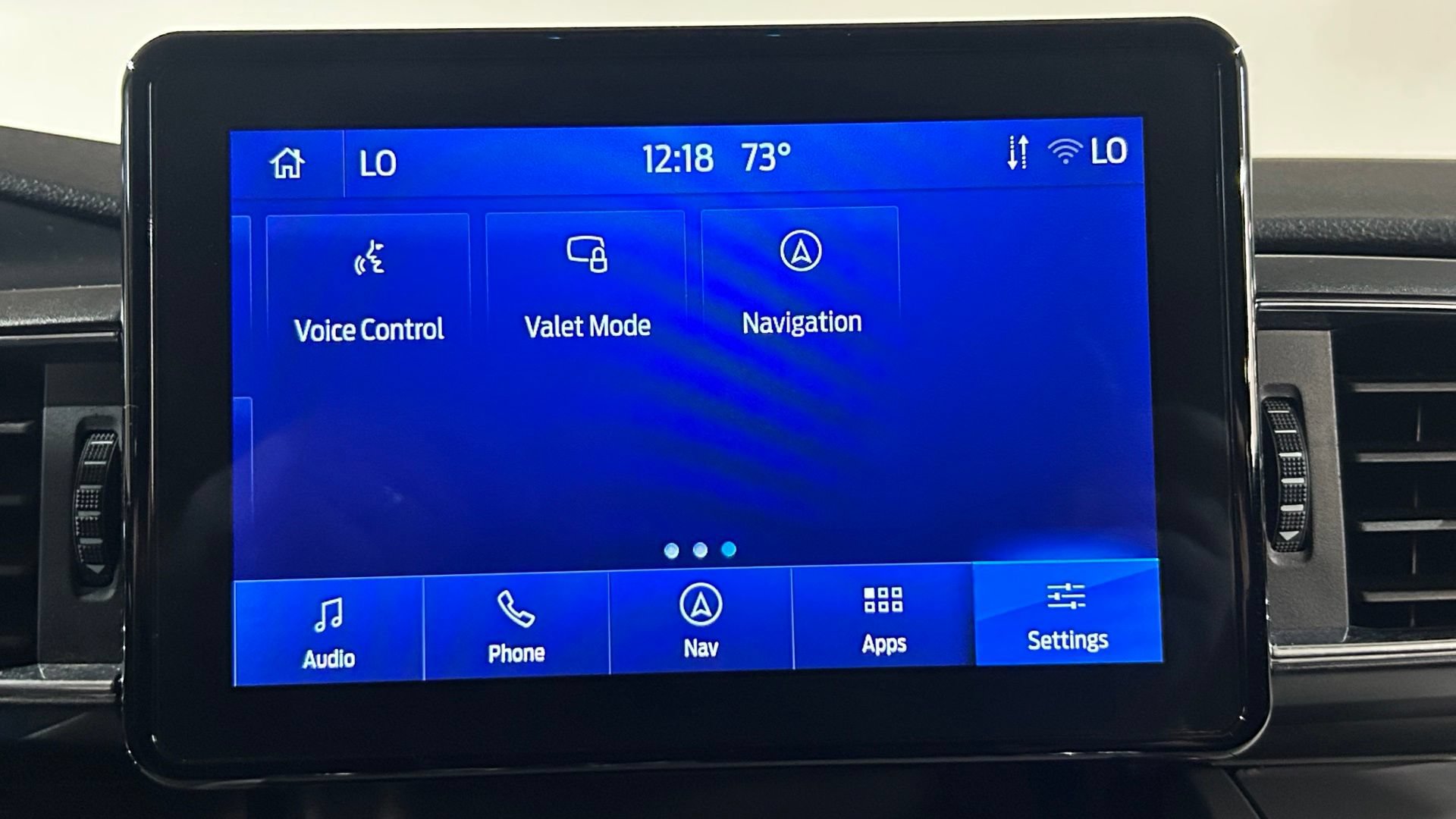 Used 2023 Ford Explorer XLT w/ Equipment Group 202A AWD/4WD image 90