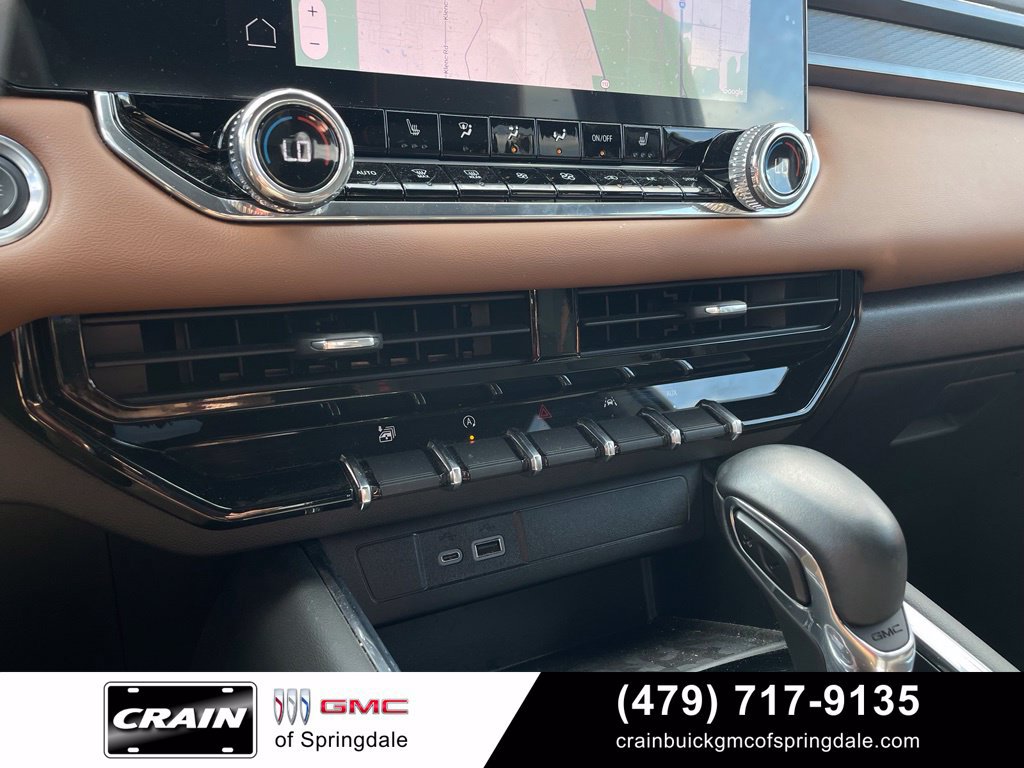 Used 2026 GMC Canyon AT4 AWD/4WD image 19