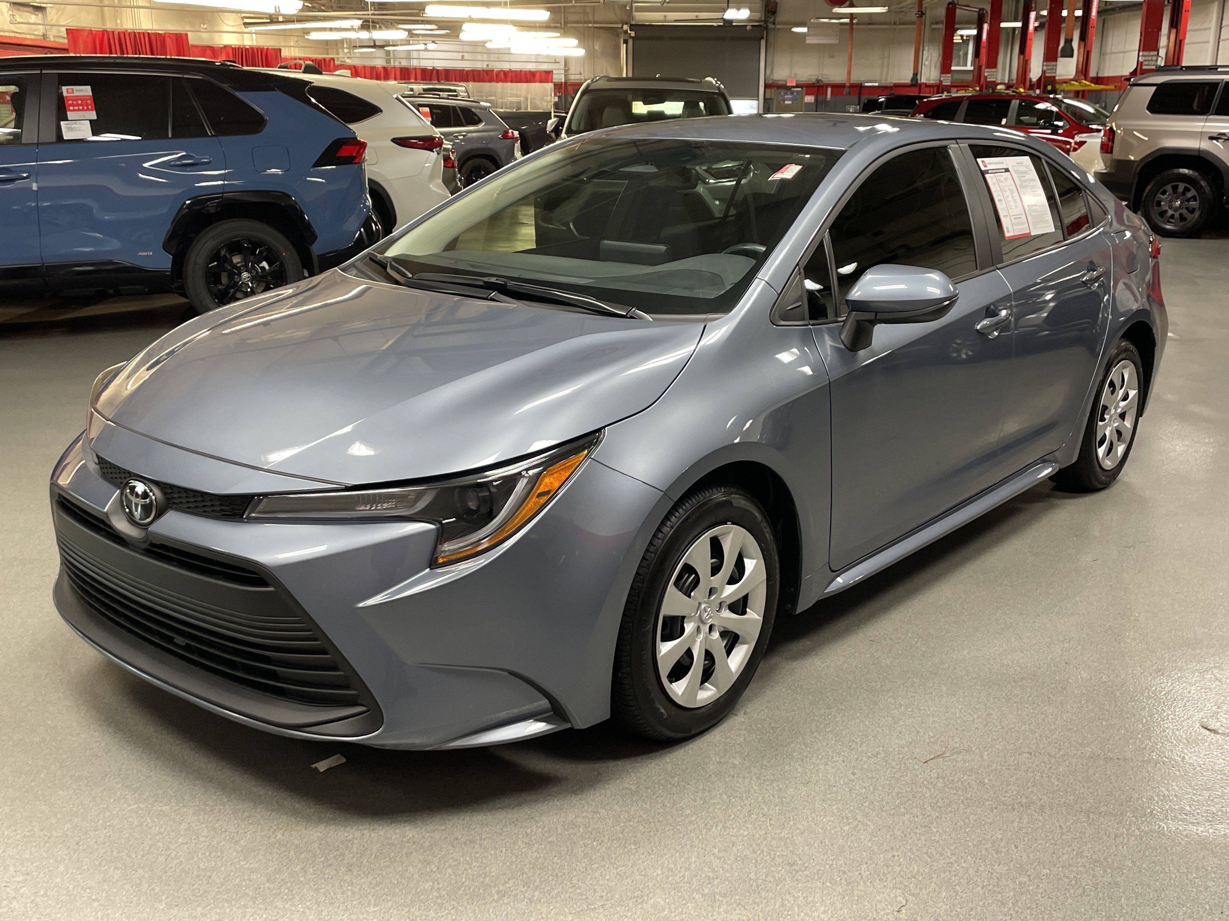 Certified 2025 Toyota Corolla LE image 5