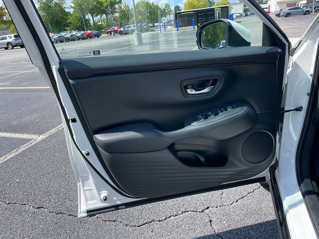 Certified 2025 Honda HR-V EX-L image 23