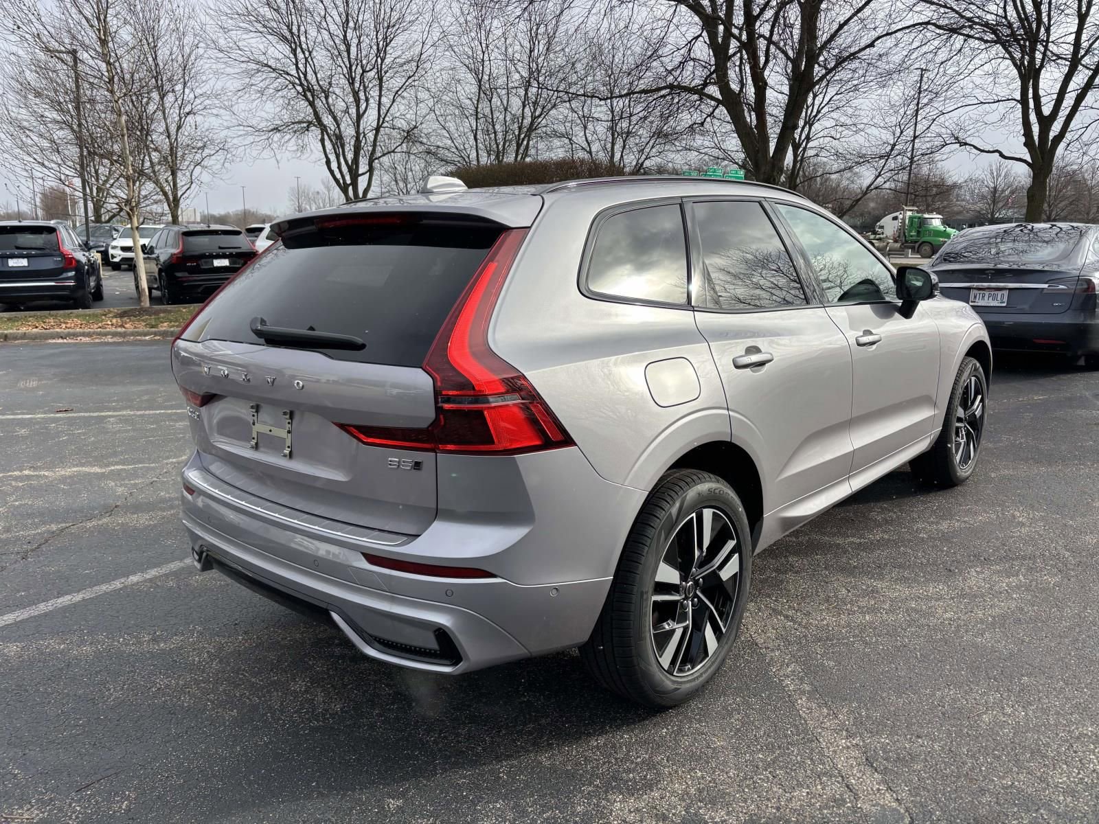 New 2026 Volvo XC60 B5 Plus w/ Protection Package Premier image 7