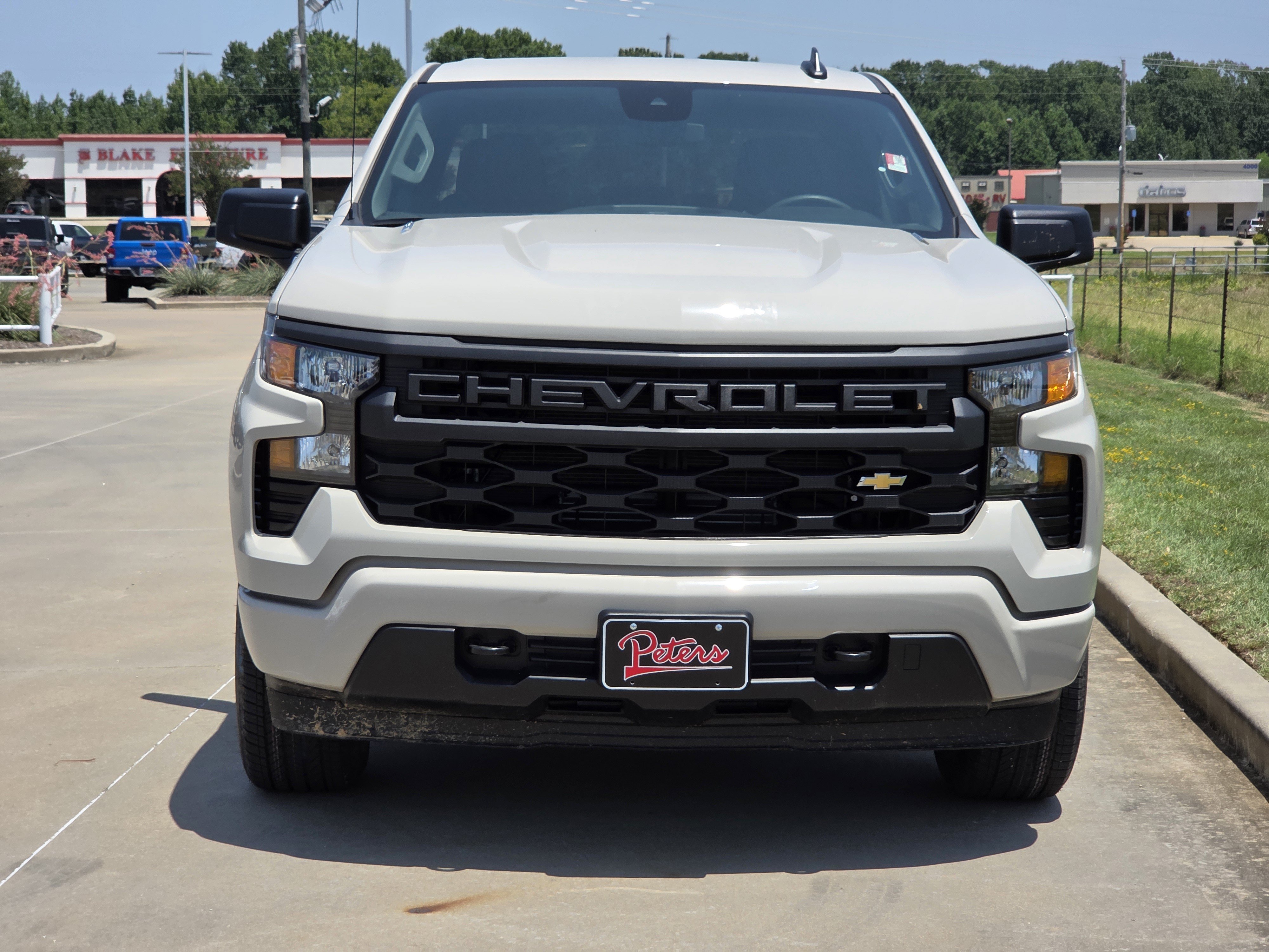 New 2026 Chevrolet Silverado 1500 Custom RWD image 2