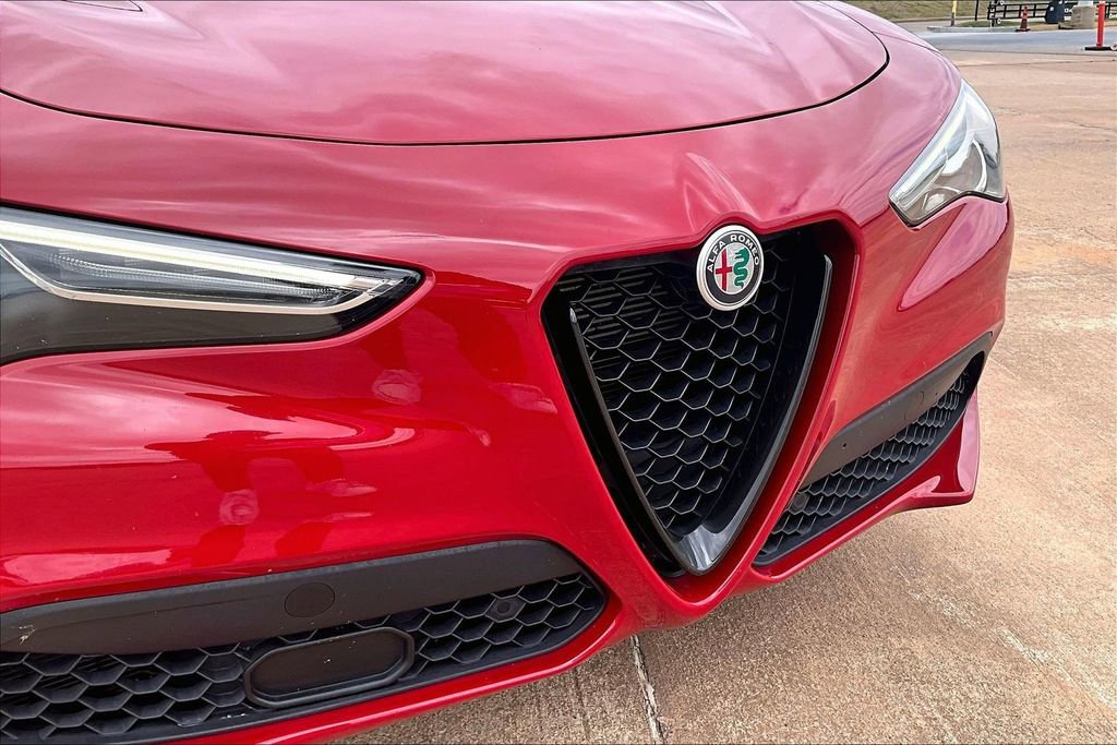 Used 2021 Alfa Romeo Stelvio Ti Sport AWD/4WD image 29