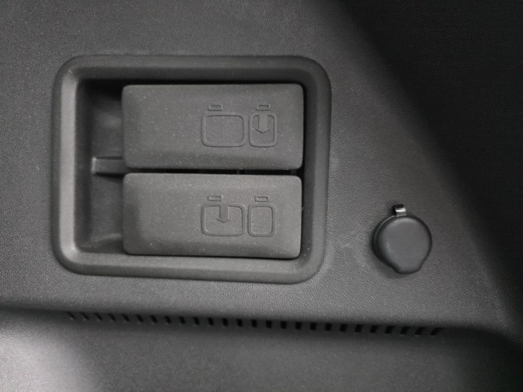 Certified 2024 Chevrolet Equinox RS image 50