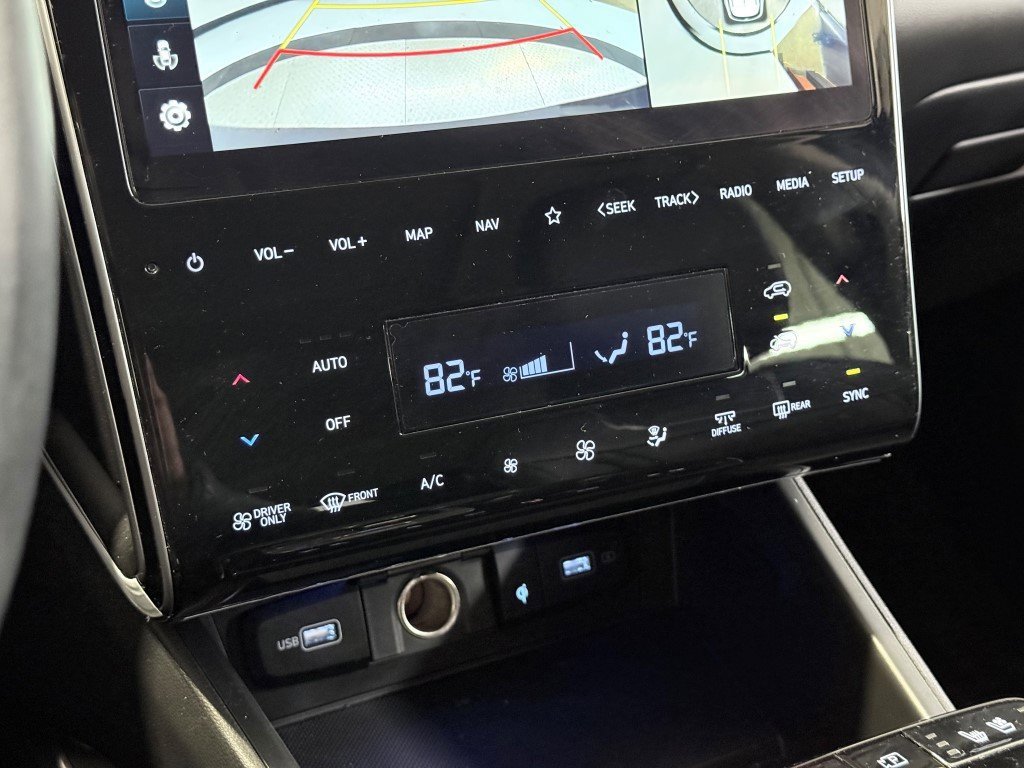 Used 2024 Hyundai Tucson Limited image 28