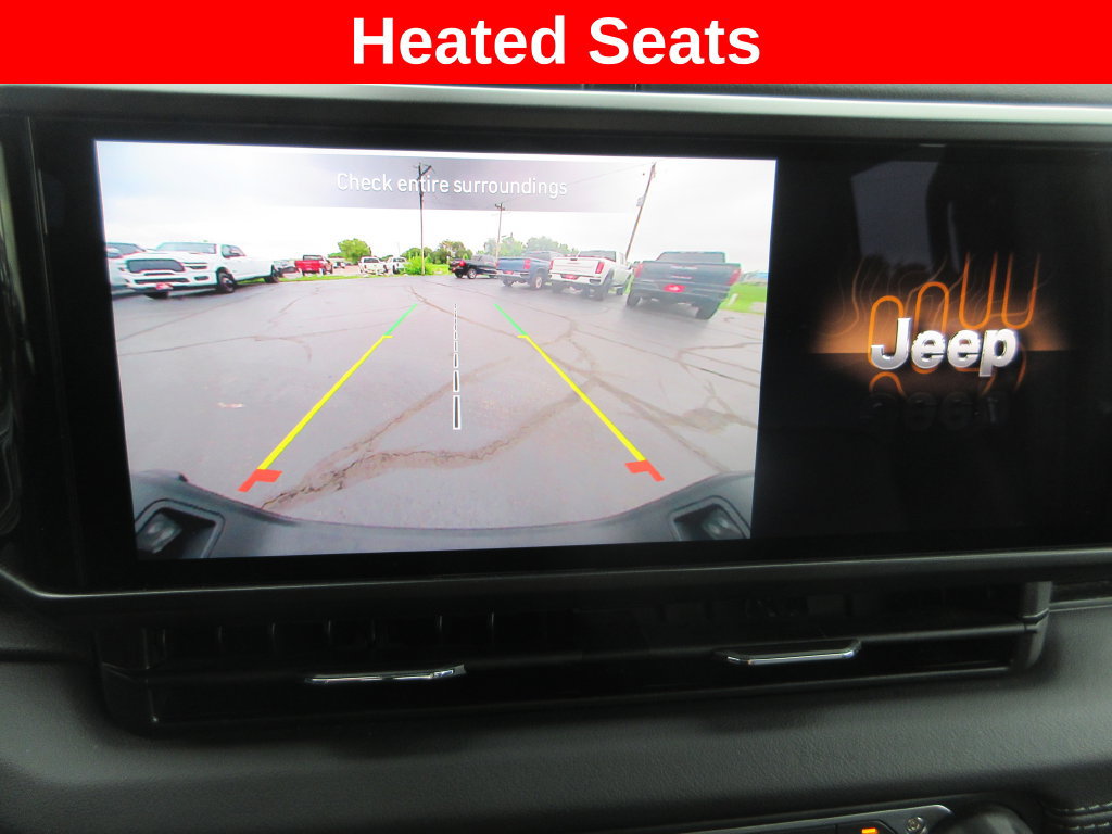 Used 2025 Jeep Gladiator Overland AWD/4WD image 15