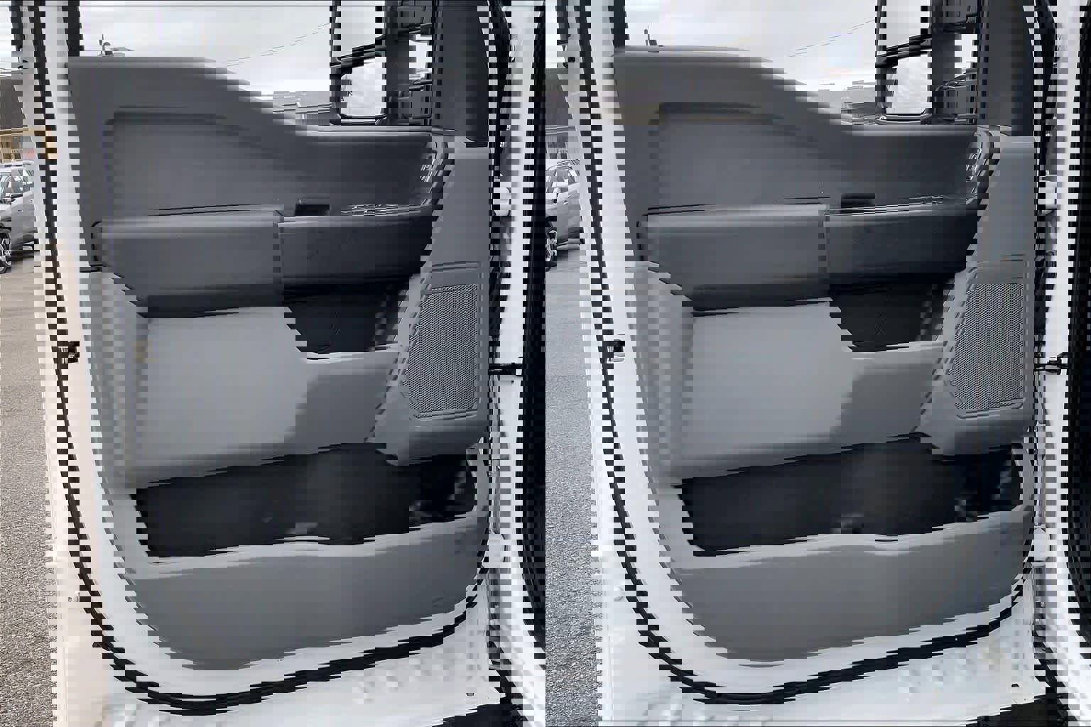 Used 2023 Ford F550 4x4 Crew Cab Super Duty image 21