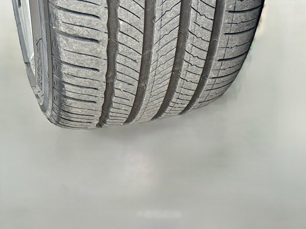 Used 2024 Genesis G70 2.5T RWD image 42