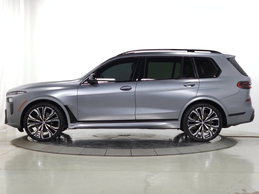Used 2023 BMW X7 M60i w/ Executive Package AWD/4WD image 5
