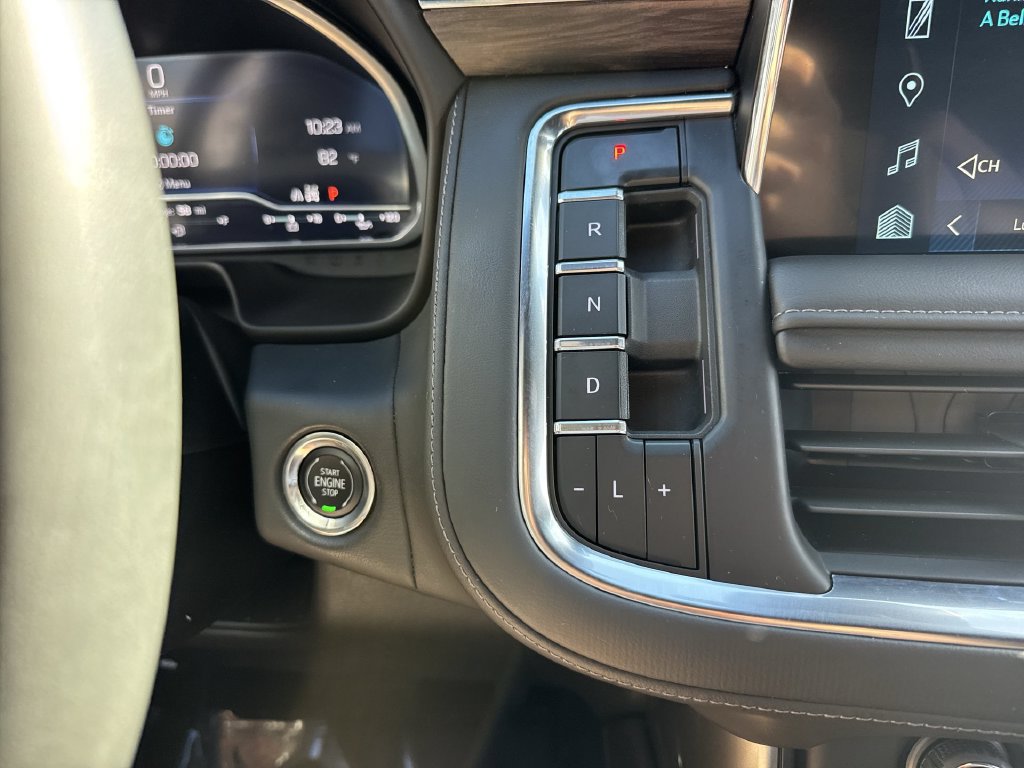 Used 2023 Chevrolet Tahoe Z71 w/ Luxury Package AWD/4WD image 53