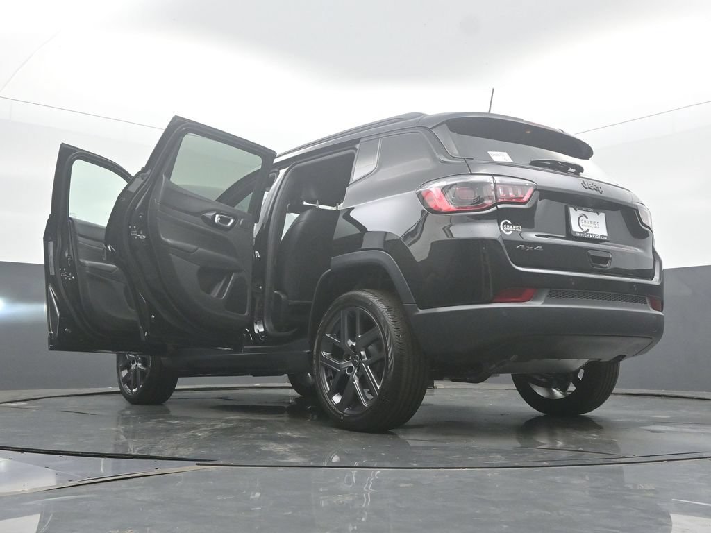 New 2026 Jeep Compass Limited w/ Sun, Sound & Navigation Group AWD/4WD image 58