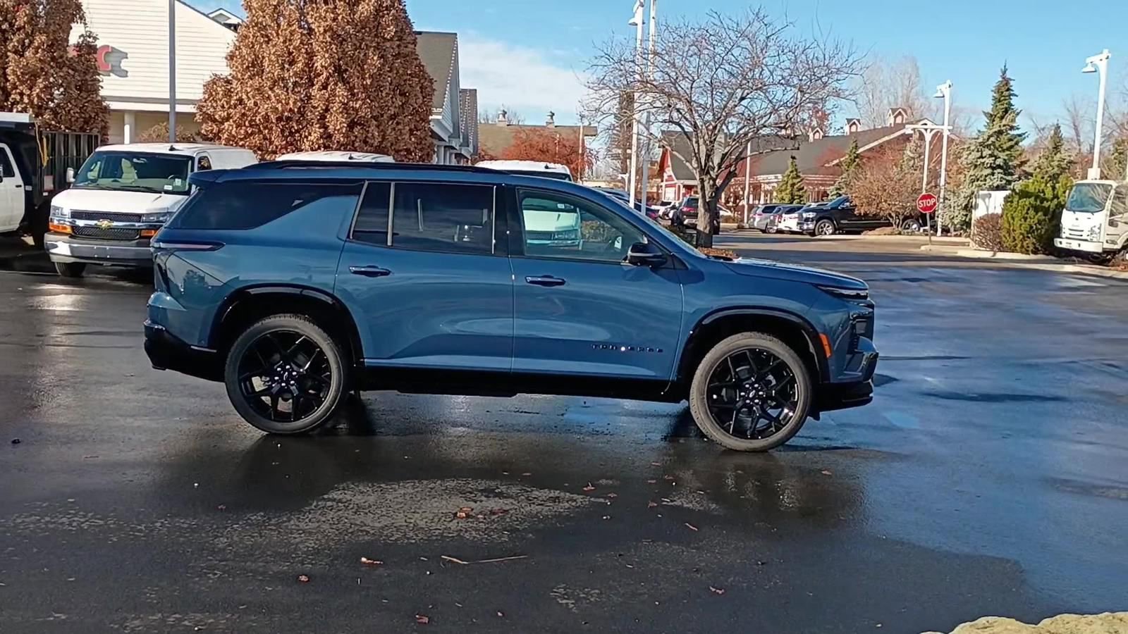 New 2026 Chevrolet Traverse RS image 7