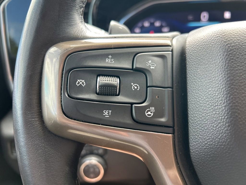 Used 2023 Chevrolet Silverado 1500 High Country w/ Technology Package AWD/4WD image 27