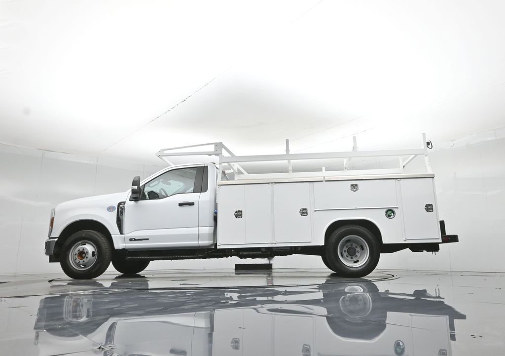 New 2025 Ford F350 XL w/ XL Chrome Package RWD image 56
