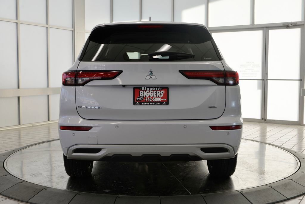 Used 2022 Mitsubishi Outlander SEL image 7