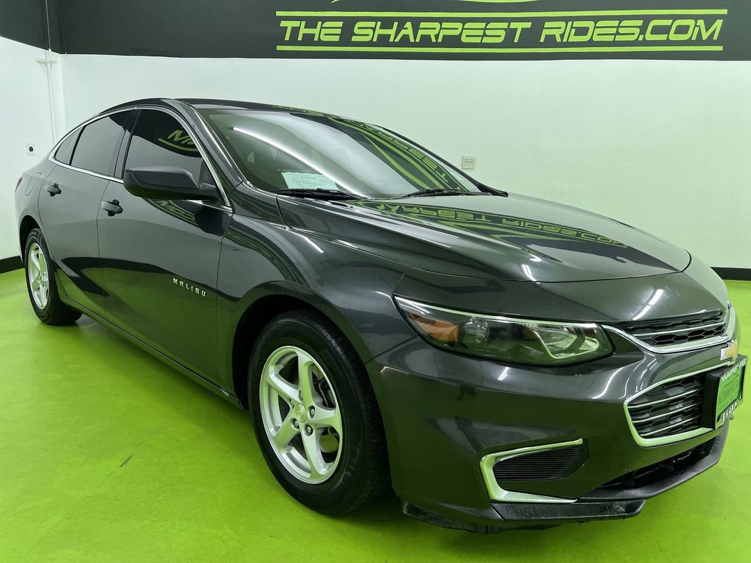 Used 2018 Chevrolet Malibu LS FWD image 2