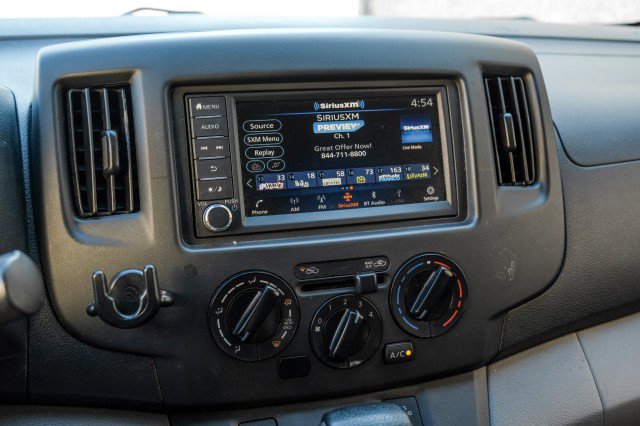 Used 2020 Nissan NV200 S image 25