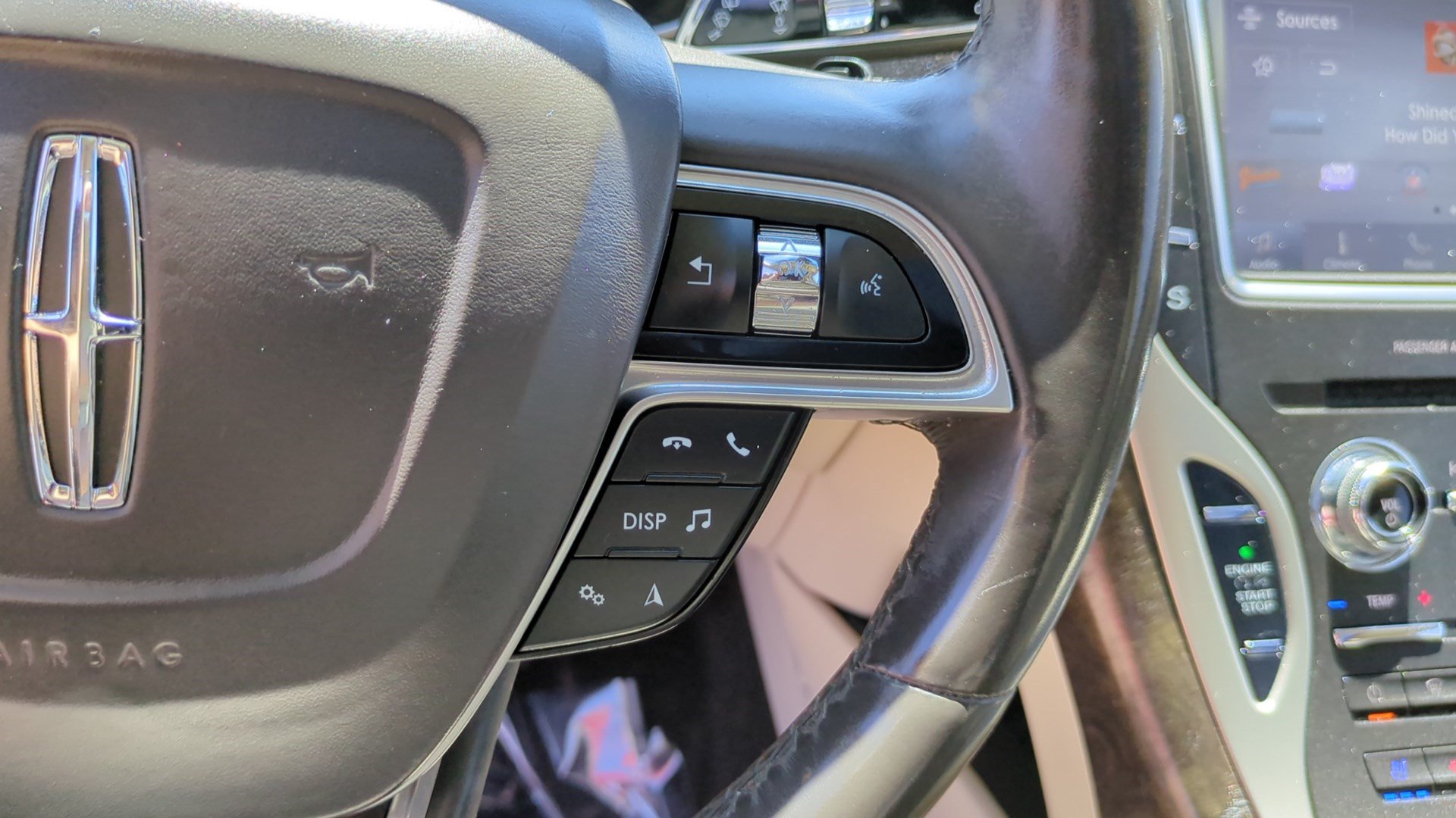 Used 2020 Lincoln Nautilus Reserve w/ Equipment Group 202A AWD/4WD image 18