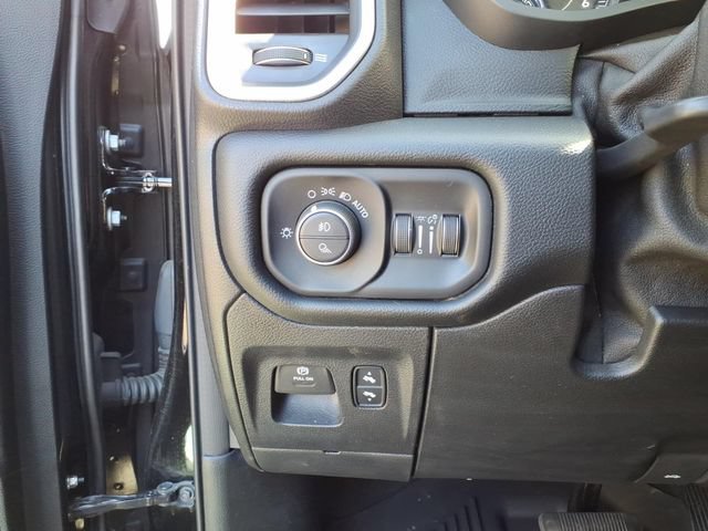 Used 2020 RAM 1500 Laramie w/ Sport Appearance Package AWD/4WD image 16