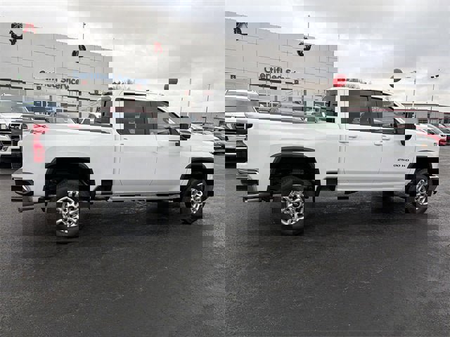 New 2026 Chevrolet Silverado 2500 LT image 3