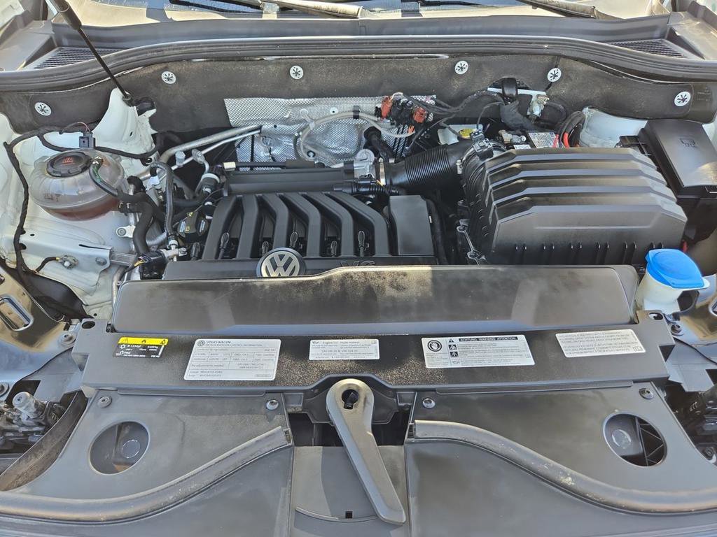 Used 2021 Volkswagen Atlas SEL Premium image 33