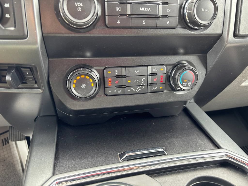 Used 2020 Ford F250 XLT w/ XLT Premium Package AWD/4WD image 33