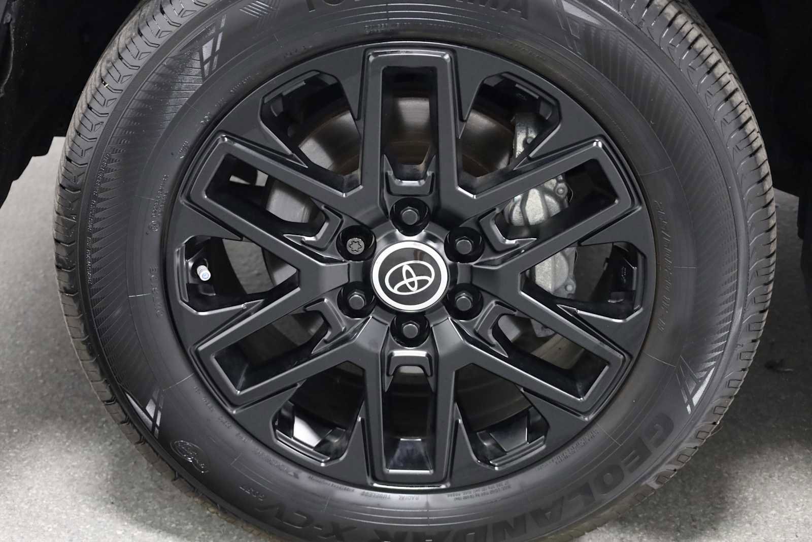 Used 2024 Toyota Sequoia Platinum image 35